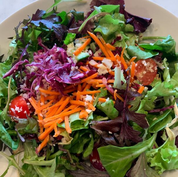 Why eating green leafy vegetables is important?